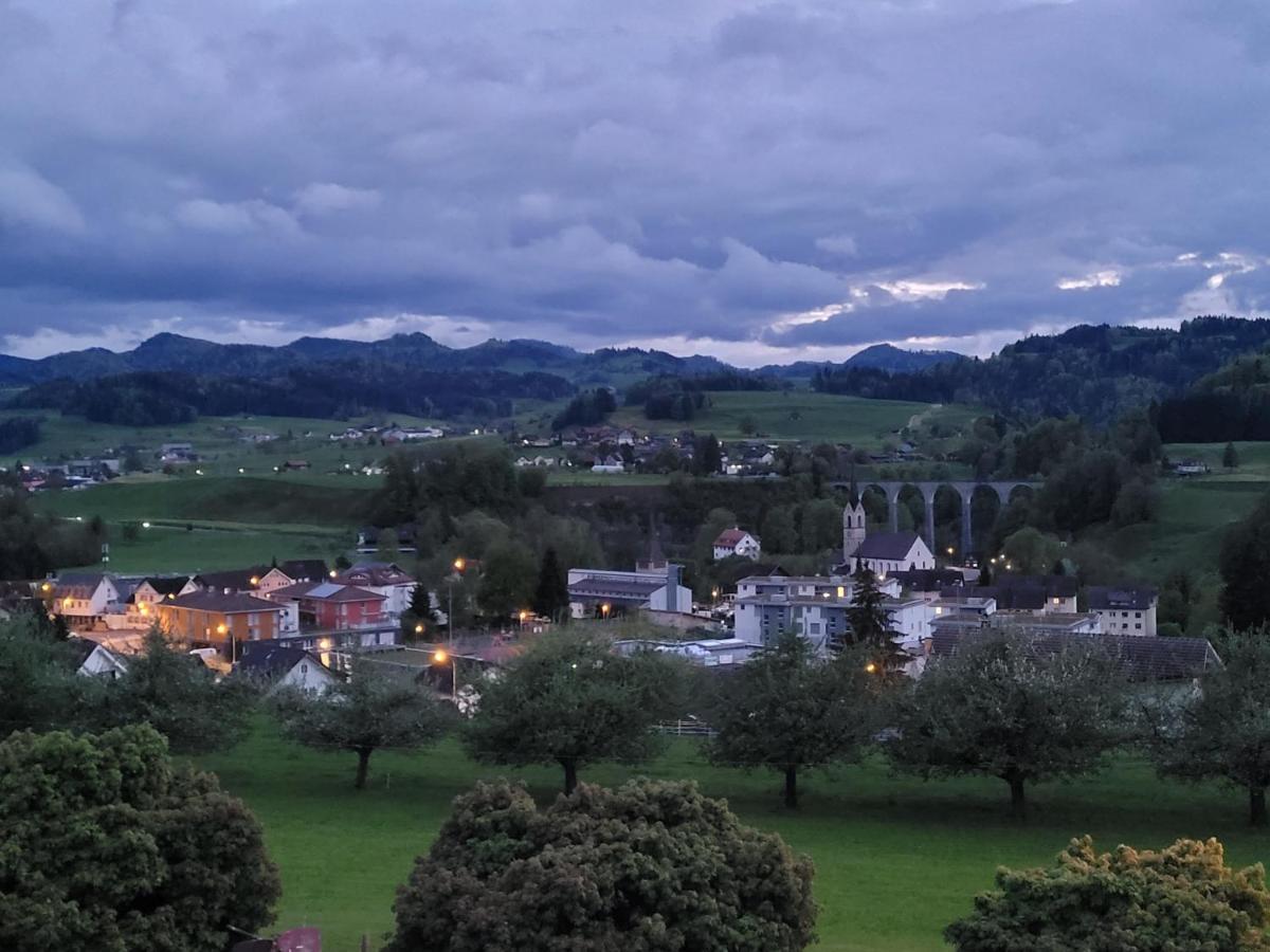 Bnb Alpenblick Luetisburg ภายนอก รูปภาพ